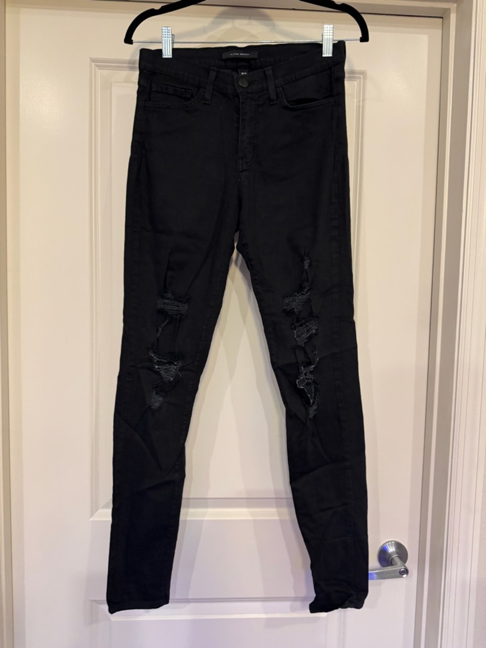 Flying Monkey Distressed Black Skinny Jeans NWOT size 28